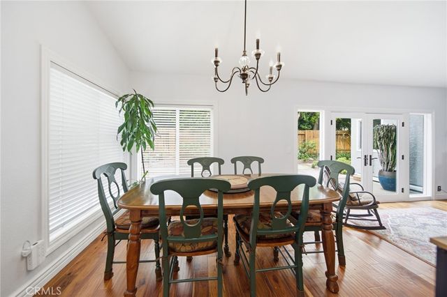 5 Deer Crk, Irvine, CA 92604