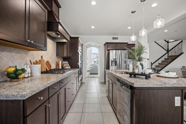 4187 Poe Avenue, Clovis, CA 93619