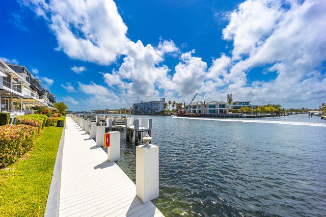 1194 Hillsboro Mile 57, Hillsboro Beach, FL 33062