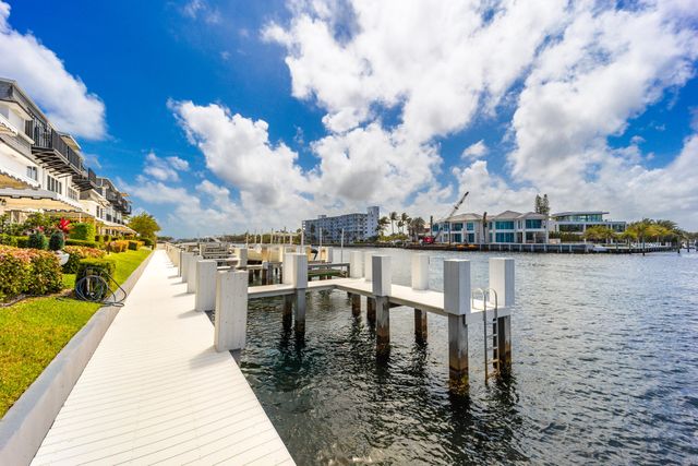 1194 Hillsboro Mile 57, Hillsboro Beach, FL 33062