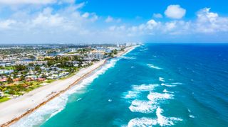 1194 Hillsboro Mile 57, Hillsboro Beach, FL 33062