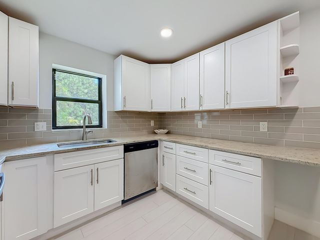 16300 Golf Club Road 201, Weston, FL 33326