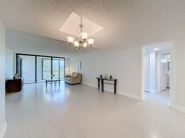16300 Golf Club Road 201, Weston, FL 33326