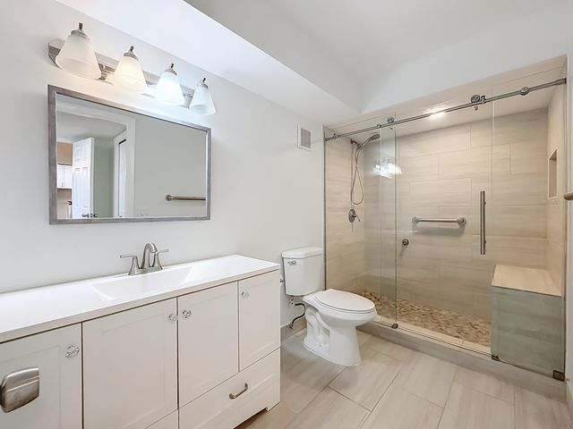 16300 Golf Club Road 201, Weston, FL 33326