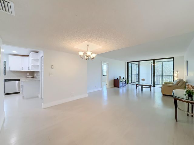 16300 Golf Club Road 201, Weston, FL 33326