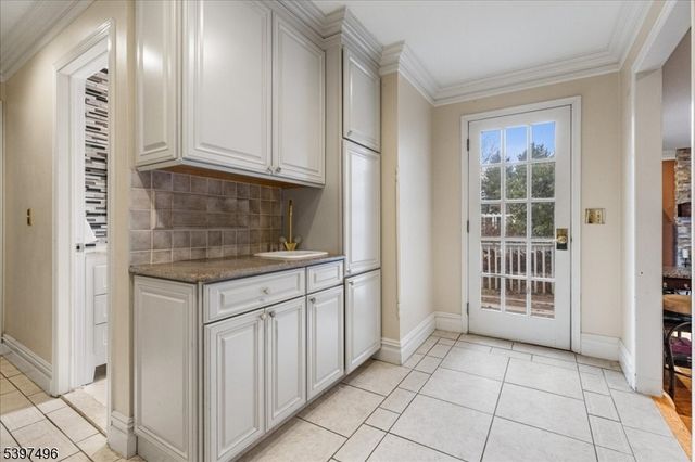 167 Douglas Rd, Bernards Twp., NJ 07931