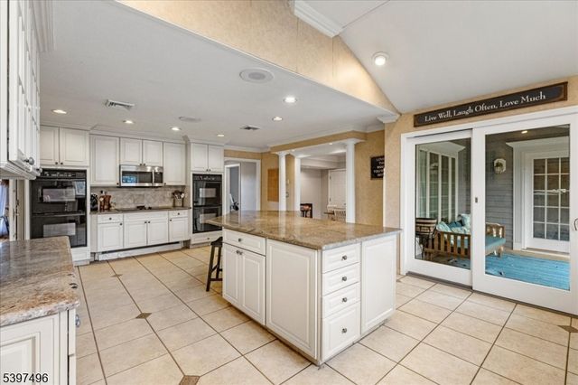 167 Douglas Rd, Bernards Twp., NJ 07931