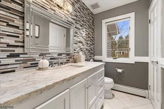 167 Douglas Rd, Bernards Twp., NJ 07931