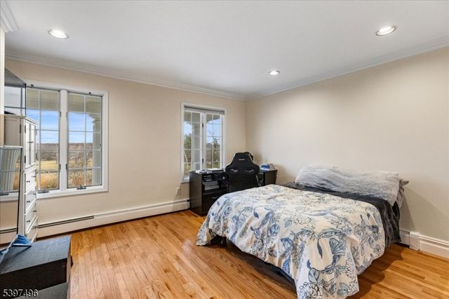 167 Douglas Rd, Bernards Twp., NJ 07931