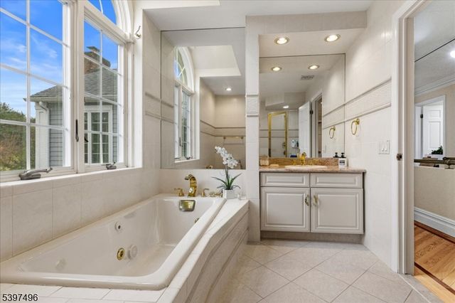 167 Douglas Rd, Bernards Twp., NJ 07931