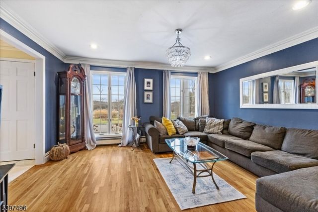 167 Douglas Rd, Bernards Twp., NJ 07931