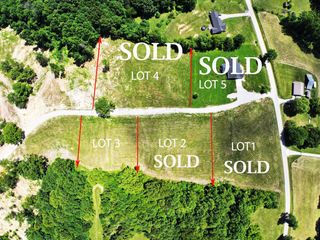 9999 Ken Way, Irvine, KY 40336