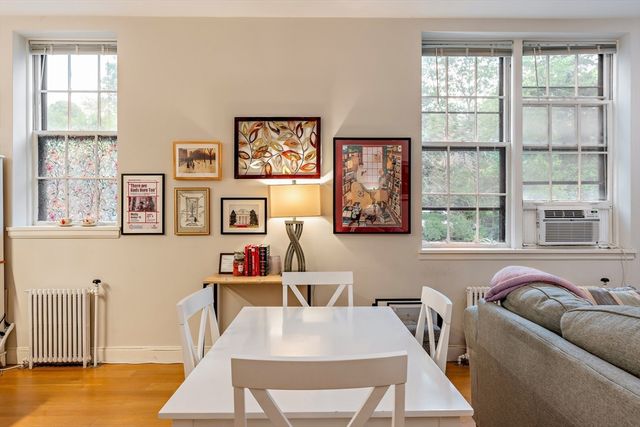 4 Kilsyth Terrace 14, Boston, MA 02135