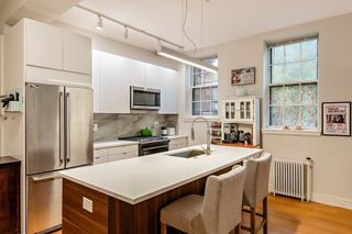 4 Kilsyth Terrace 14, Boston, MA 02135