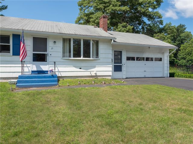 35 Williams Street, Coventry, RI 02816