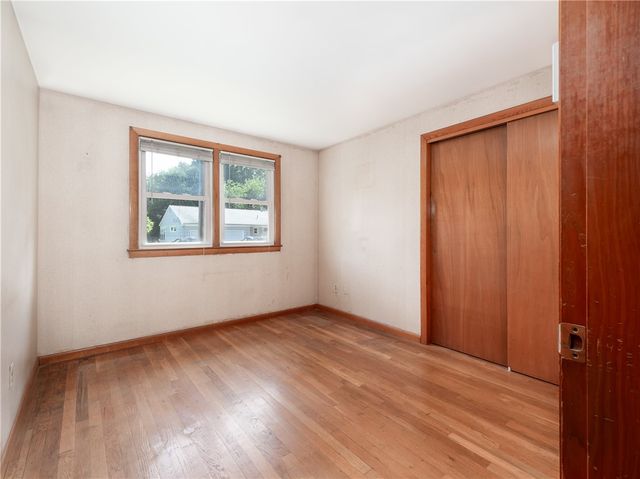 35 Williams Street, Coventry, RI 02816