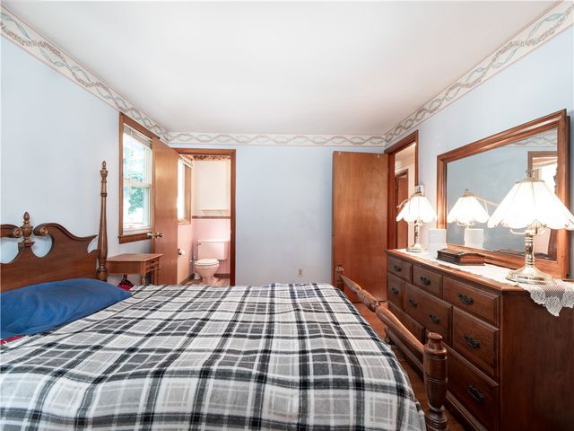 35 Williams Street, Coventry, RI 02816
