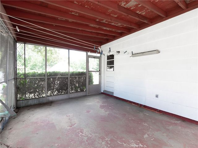 35 Williams Street, Coventry, RI 02816