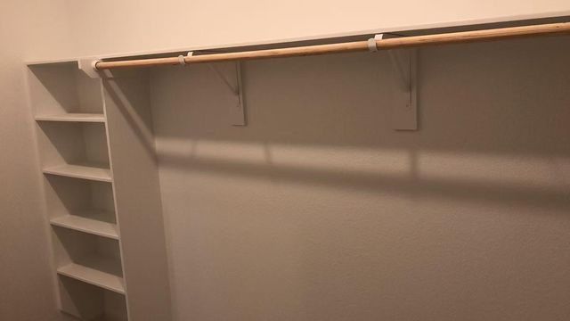 421 Robin Street, Angleton, TX 77515