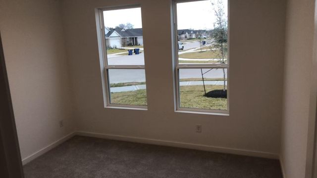 421 Robin Street, Angleton, TX 77515