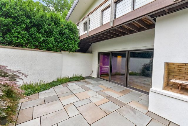 1980 Hillside Drive, Columbus, OH 43221