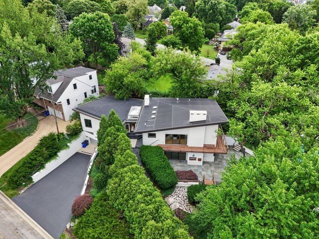 1980 Hillside Drive, Columbus, OH 43221