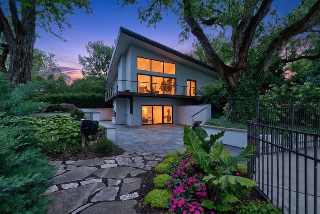 1980 Hillside Drive, Columbus, OH 43221