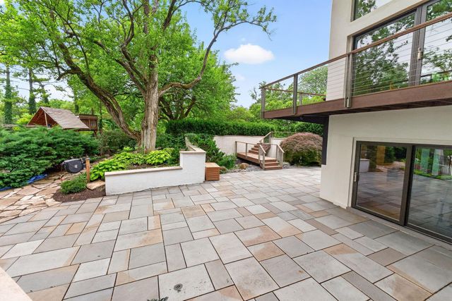 1980 Hillside Drive, Columbus, OH 43221