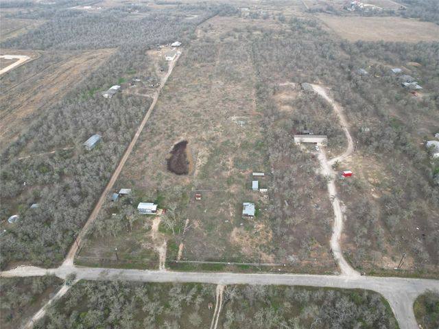 194 A McDowell RD, Del Valle, TX 78617