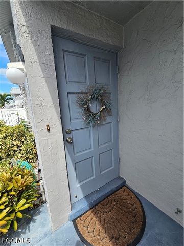 6777 Winkler RD 168, Fort Myers, FL 33919