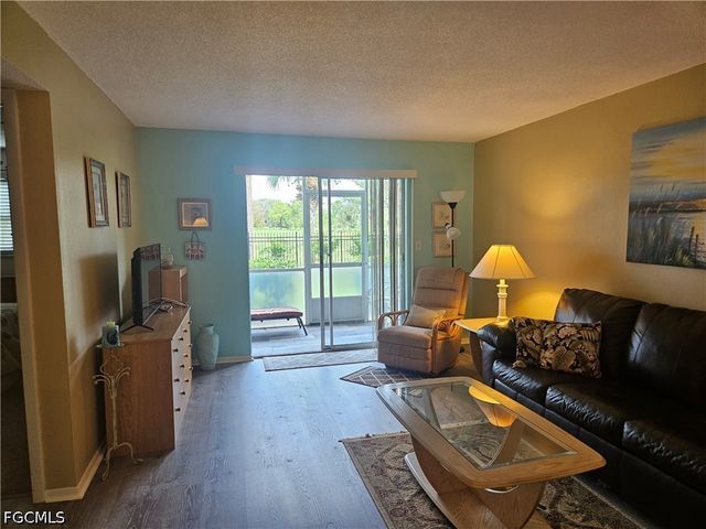 6777 Winkler RD 168, Fort Myers, FL 33919