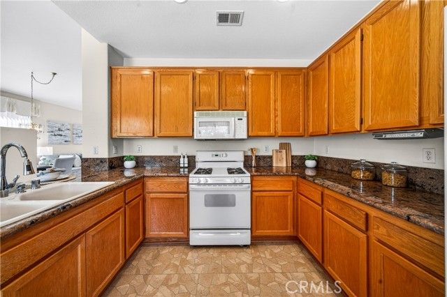 29326 Hidden Lake, Menifee, CA 92584