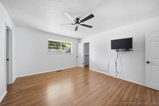 6105 S Irvington Avenue, Tulsa, OK 74136