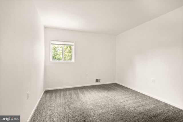 109 MAYFAIR DR NE, Leesburg, VA 20176