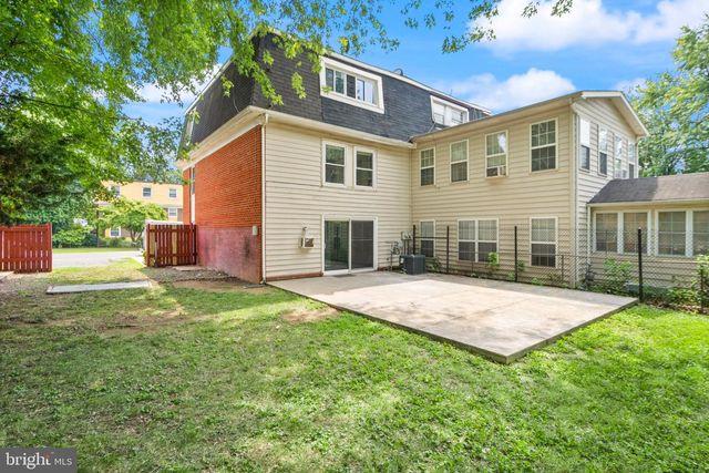 109 MAYFAIR DR NE, Leesburg, VA 20176