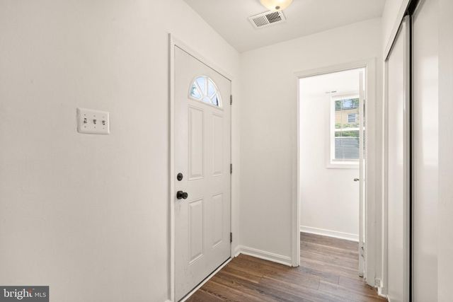 109 MAYFAIR DR NE, Leesburg, VA 20176