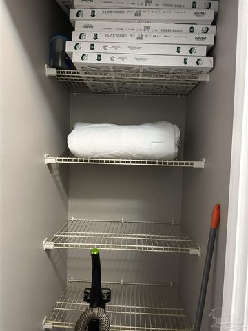 813 N R St, Pensacola, FL 32505