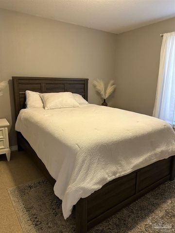 813 N R St, Pensacola, FL 32505