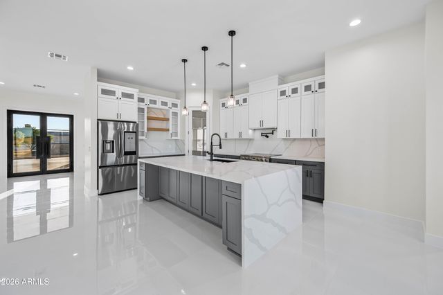 9233 S 227TH Drive, Buckeye, AZ 85326