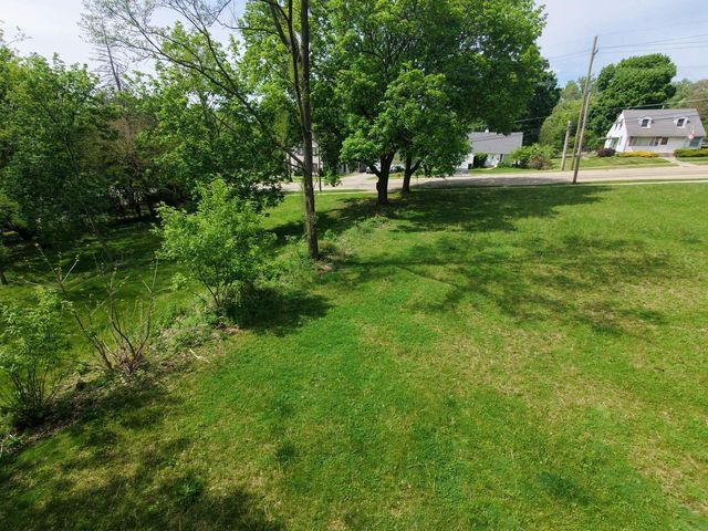 LOT 2 BARRINGTON Avenue, East Dundee, IL 60118