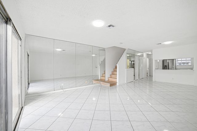 8207 Fairway Road Road 8207, Sunrise, FL 33351
