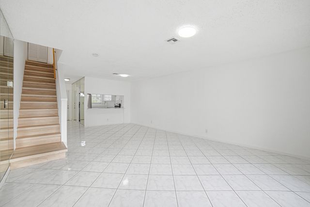 8207 Fairway Road Road 8207, Sunrise, FL 33351