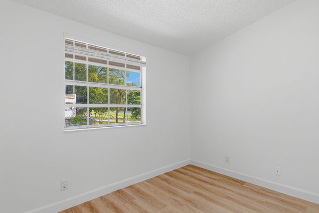 8207 Fairway Road Road 8207, Sunrise, FL 33351