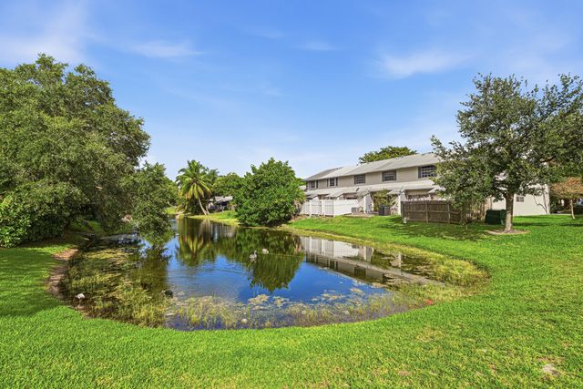 8207 Fairway Road Road 8207, Sunrise, FL 33351