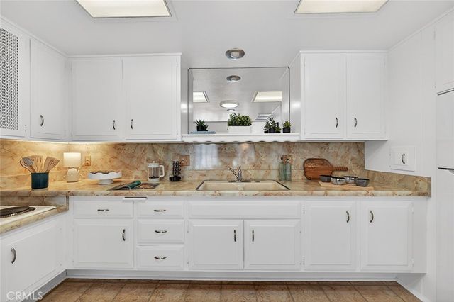 13581 Medinac Lane M5 71D, Seal Beach, CA 90740