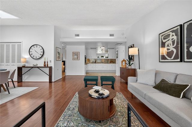 13581 Medinac Lane M5 71D, Seal Beach, CA 90740