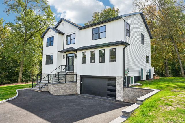 71 Gilchrest Road, Valley Cottage, NY 10989