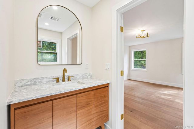 71 Gilchrest Road, Valley Cottage, NY 10989