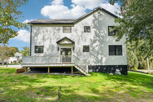 71 Gilchrest Road, Valley Cottage, NY 10989