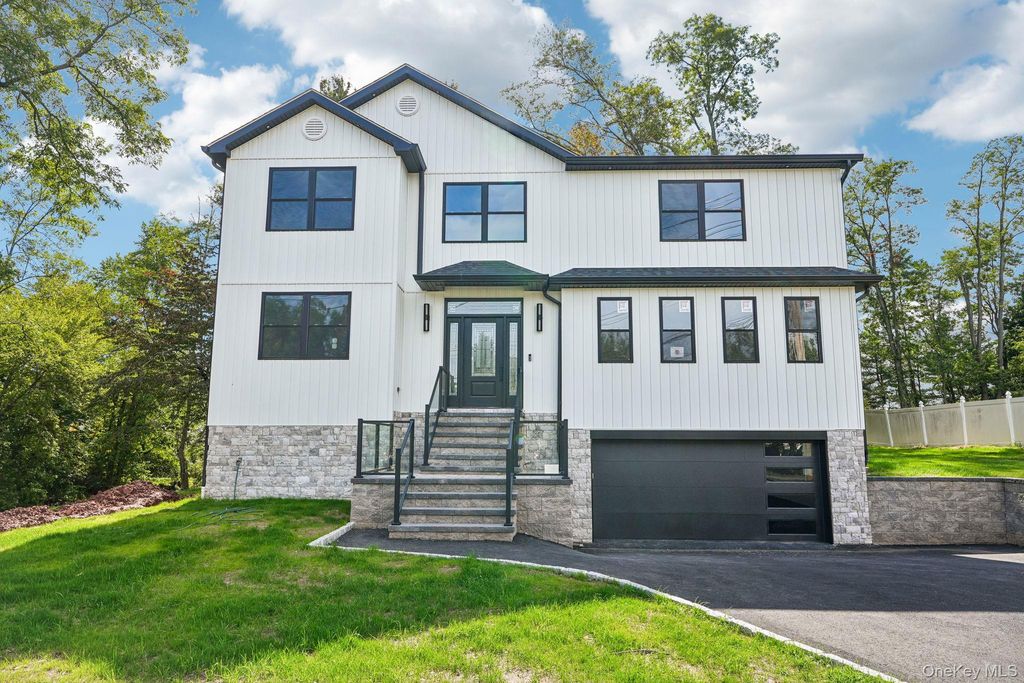 71 Gilchrest Road, Valley Cottage, NY 10989